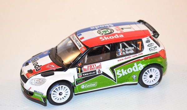 voiture miniature de rallye