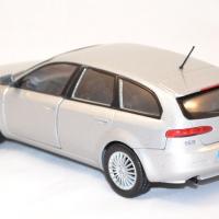 Alfa romeo 159 sw argent miniature motor max 1 43 autominiature01 com 2 
