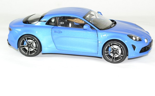 Alpine a110 bleu 2017 solido 1 18 autominiature01 3 