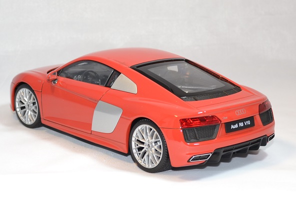 Audi r8 welly v10 2016 rouge 1 18 autominiature01 2 