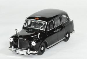 Austin fx4 taxi londres 1 43 whitebox autominiature01 1 
