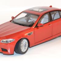 Autominiature01 com bmw m5 2012 1 18 paragon 1 