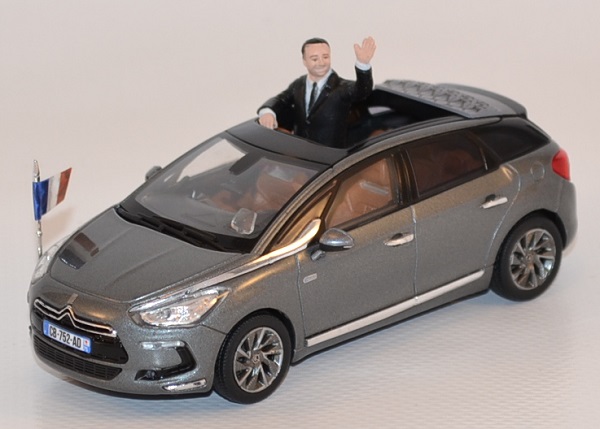 ds5 miniature