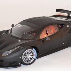 Ferrari  458 Italia GT2 noire 1/18 miniature Hotwheels Elite