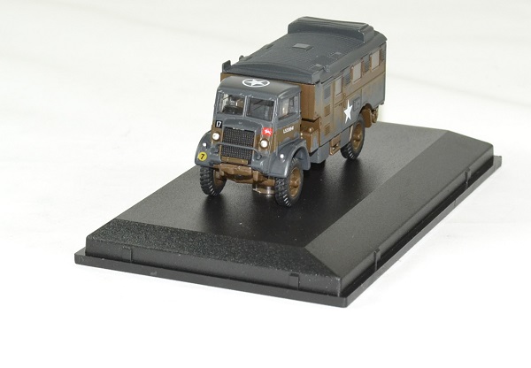 Bedford qlr 8 corps hq nwe 1 76 oxford autominiature01 1
