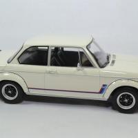 Bmw 2002 turbo 1973 mcg 1 18 autominiature01 18148 2 