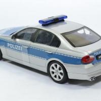 Bmw 330i police 1 24 welly autominiature01 22465bp 2 