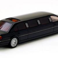 bmw-limousine-e38-stretch-1999-neo-1-43-limousine-autominiature01-com-2.jpg