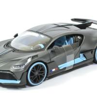 Bugatti divo 1 24 maisto autominiature01 31526 1 