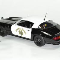 Chevrolet camaro z28 police 1 18 1979 greenlight autominiature01 1 