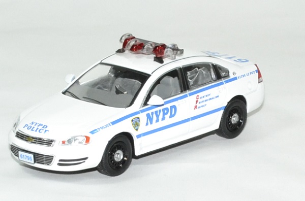 Chevrolet impala police blue bloods 1 43 greenlight autominiature01 1 