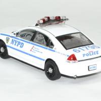 Chevrolet impala police blue bloods 1 43 greenlight autominiature01 2 