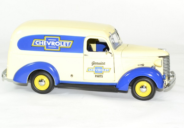 Chevrolet panel 1939 pieces 1 24 greenlight collectibles autominiature01 3 
