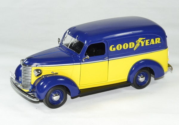 Chevrolet panel truck 1939 good year greenlight 1 24 autominiature01 1 