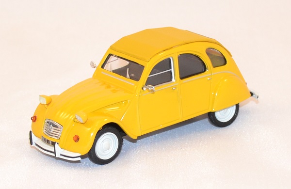 Citroen 2cv 1981 jaune 1 43 vitesse sunstar autominiature01 com 1