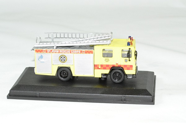 Dennis rs pompier st john rescue corps 1 76 oxford autominiature01 3 