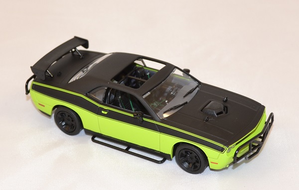 Dodge challenger srt8 2014 letty fast and furious 7 1 43 greenlight autominiature01 com 3 