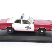 Dodge monaco 1977 finchburg police 1 43 autominiature01 greenlight green86573 3 