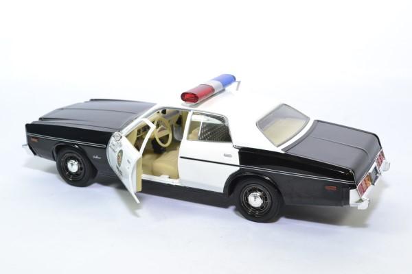 Dodge monaco 1977 police terminator 1984 greenlight 1 24 84101 4 