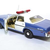 Dodge monaco 1978 police vendredi 13 1980 greenlight 1 18 green19068 3 