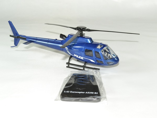 Eurocopter ecureuil police as350 1 43 new ray autominiature01 3 