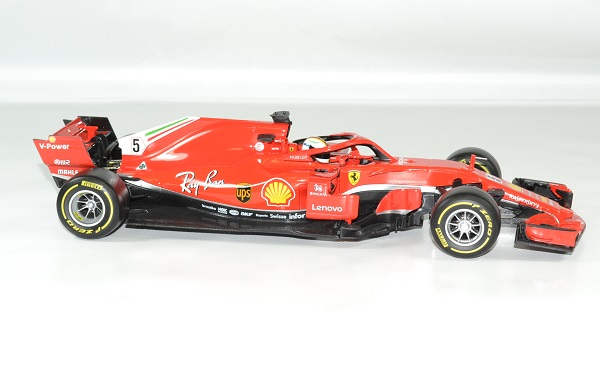 Ferrari f1 sf71 vettel 2018 1 18 bburago autominiature01 3 