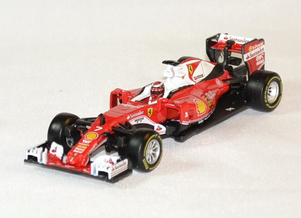 Ferrari sf 16h raikkonen burago 1 43 autominiature01 1