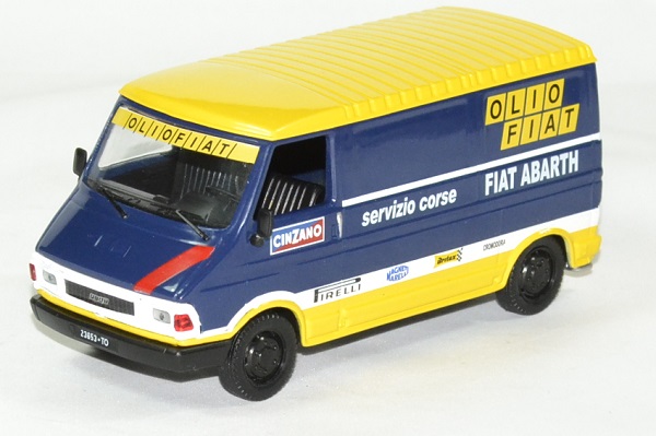 Fiat 242 abarth assistance rallye 1 43 ixo autominiature01 1