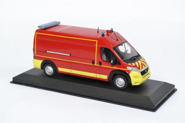 Fiat ducato vsr sapeurs pompiers avec decalques odeon 1 43 0048 autominiature01 3 