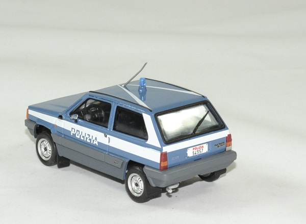 Fiat panda 4x4 polizia stradale 1983 brumm 1 43 autominiature01 5 