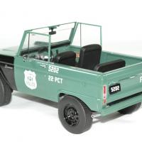 Ford bronco police 1967 nypd 1 18 greenlight autominiature01 2 