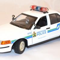 Ford crown victoria 2001 interceptor 1 18 miniature police motor max 1 