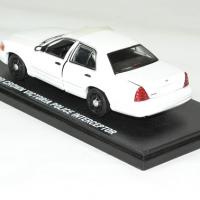 Ford crown victoria interceptor 1998 2012 police 1 43 greenlight autominiature01 2 