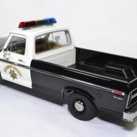 Ford f100 pick up police autoroute 1 18 1975 greenlight 13550 autominiature01 2 