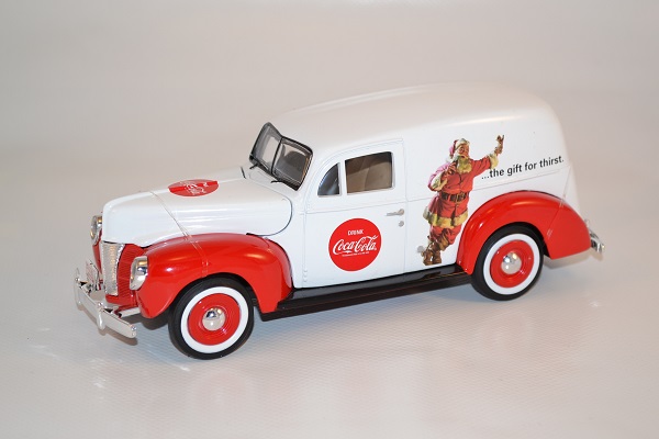 Ford sedan 1940 coca cola holiday van fourgon 1 24 439695 autominiature01 com 1 