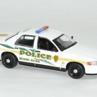 Frod crown victoria police csi miami 1 43 greenlight autominiature01 3 