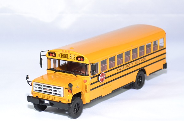 Gmc 6000 schoolbus ixo 1 43 1990 autominiature01 1