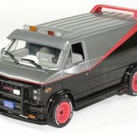 Gmc vendura 1983 a team barracuda 1 24 greenlight autominiature01 1 