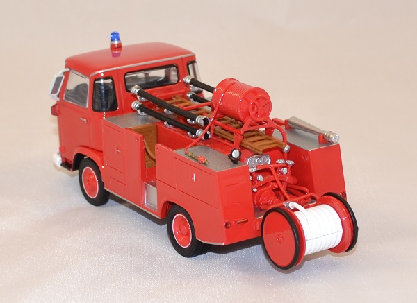 Hotchkiss pl60 pompiers premiers secours 1 43 eligor autominiature01 com 2 