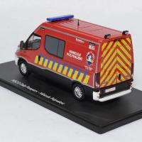 Iveco daily sapeurs pompiers vp 1 43 eligor 116664 autominiature01 2 