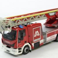 Iveco echelle pompier m32 eligor 1 43 autominiature01 116255 1 