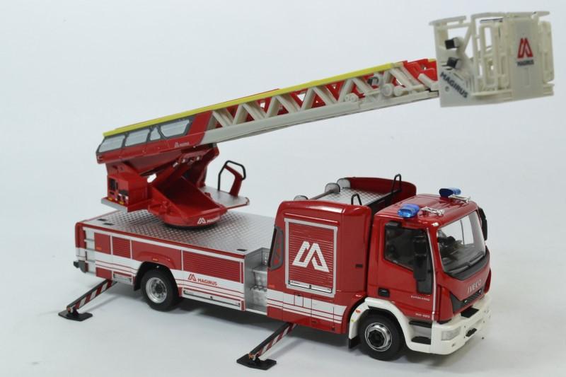 Iveco echelle pompier m32 eligor 1 43 autominiature01 116255 3 