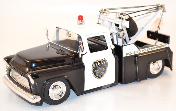 jada-toys-1-24-chevrolet-chevy-stepside-towing-automobile-police-dept-autominiature01-10-2.jpg