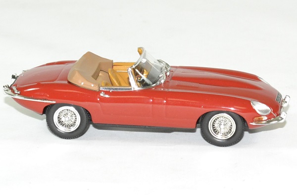 Jaguar type e 1961 cabriolet rouge norev 1 43 autominiature01 3 