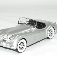 Jaguar xk 120 roadster 1951 argent 1 24 bburago autominiature01 1 