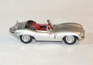Jaguar xk ss cabrio 1957 ixo 1 43 autominiature01 3 