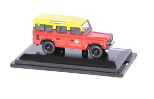Land rover defender london pompier 1 76 oxford autominiature01 3 
