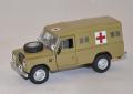 Land Rover série 3 109 military ambulance cararama 1/43