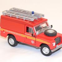 Land rover series 3 109 pompier cararama 1 43 autominiature com 3 