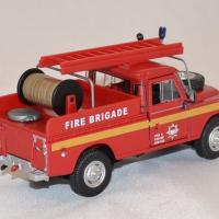 Land rover series3 pompiers 1 43 cararama autominiature01 com 2 